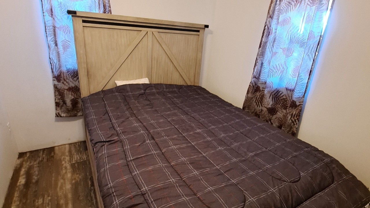 Photo of Bedroom in Motley