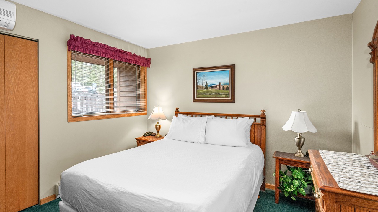 Photo of Bedroom in Two Harbors