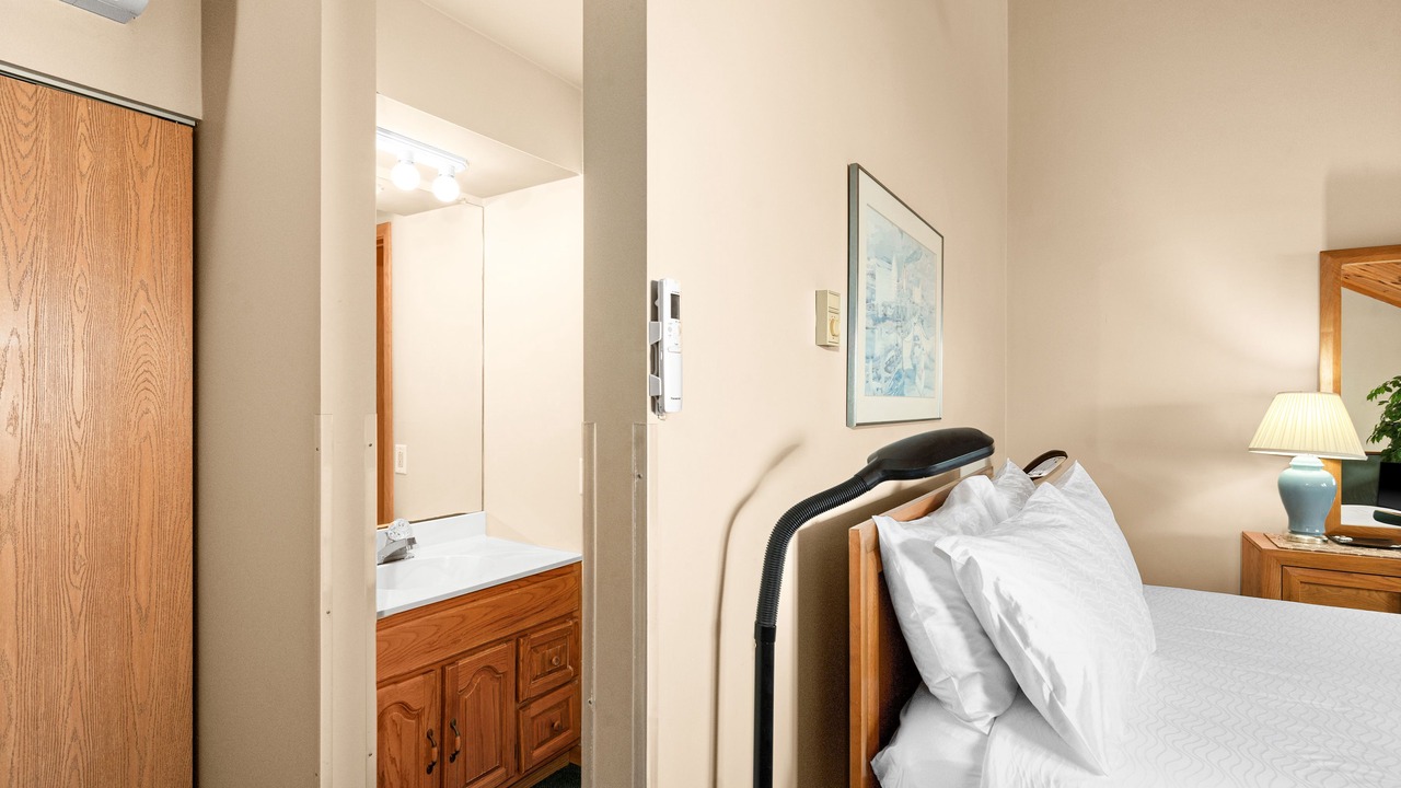 Photo of Bedroom in Two Harbors