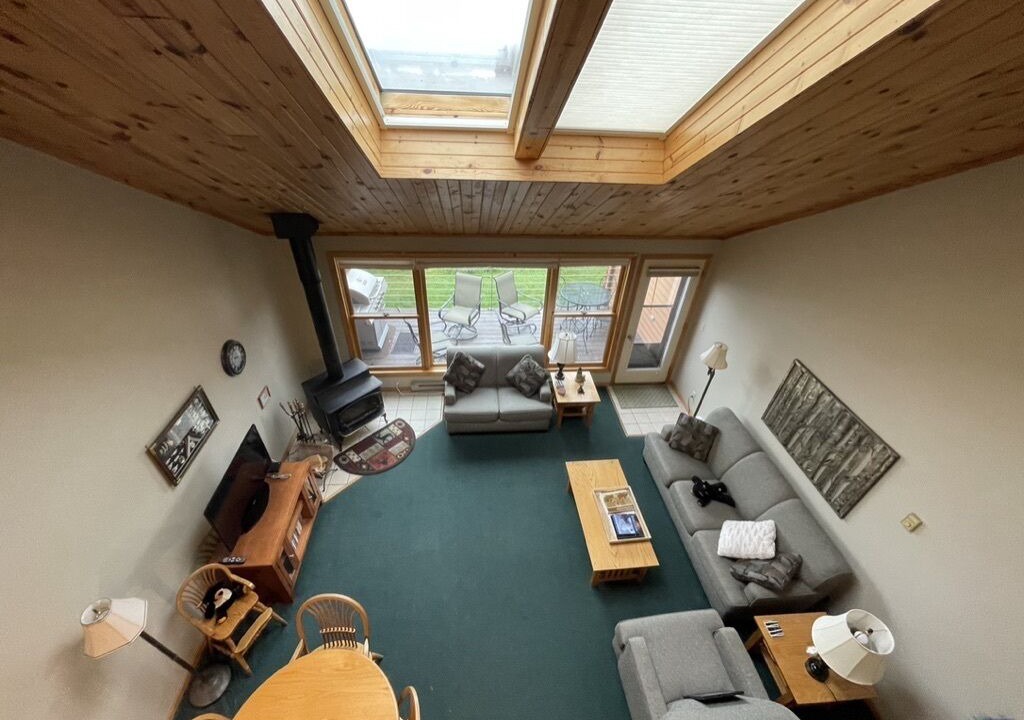 Photo of Livingroom in Two Harbors