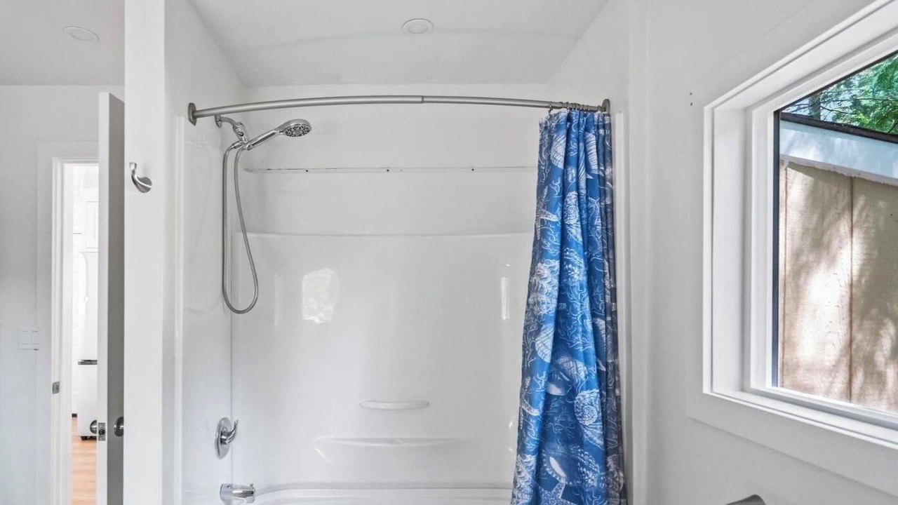 Photo of Bathroom in Norland