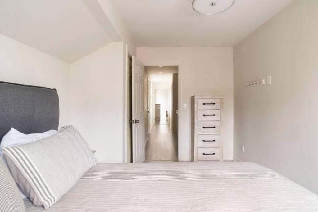 Photo of Bedroom in Wymbolwood Beach