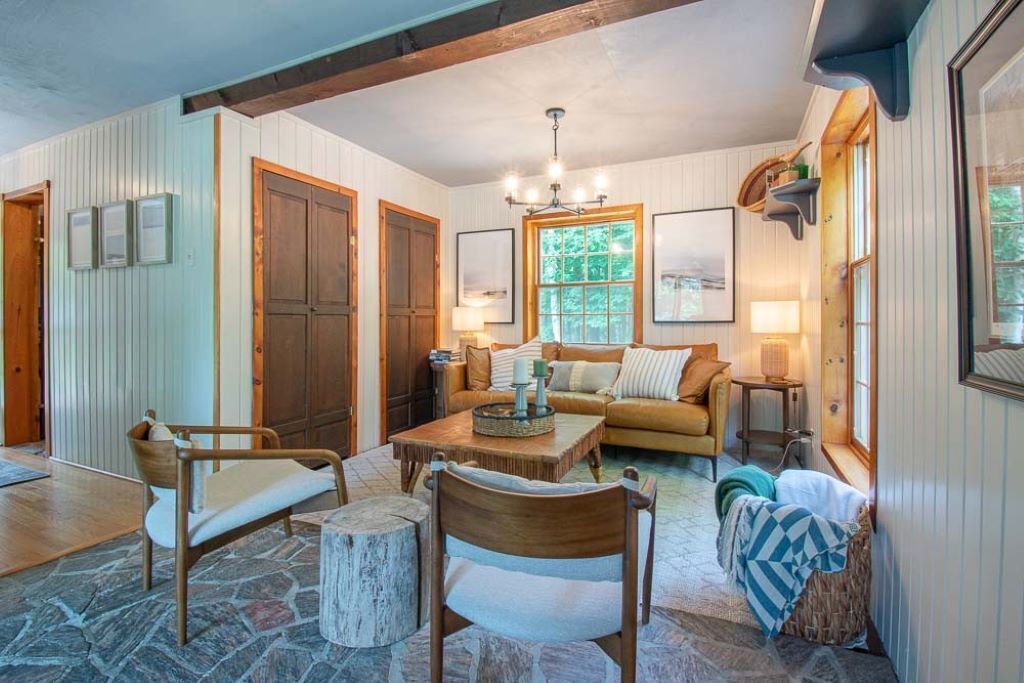 Photo of Livingroom in Magnetawan