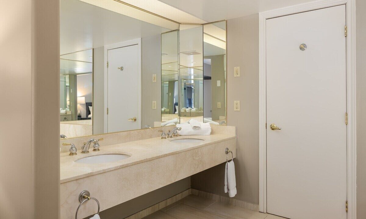 Photo of Bathroom in Oro-Medonte