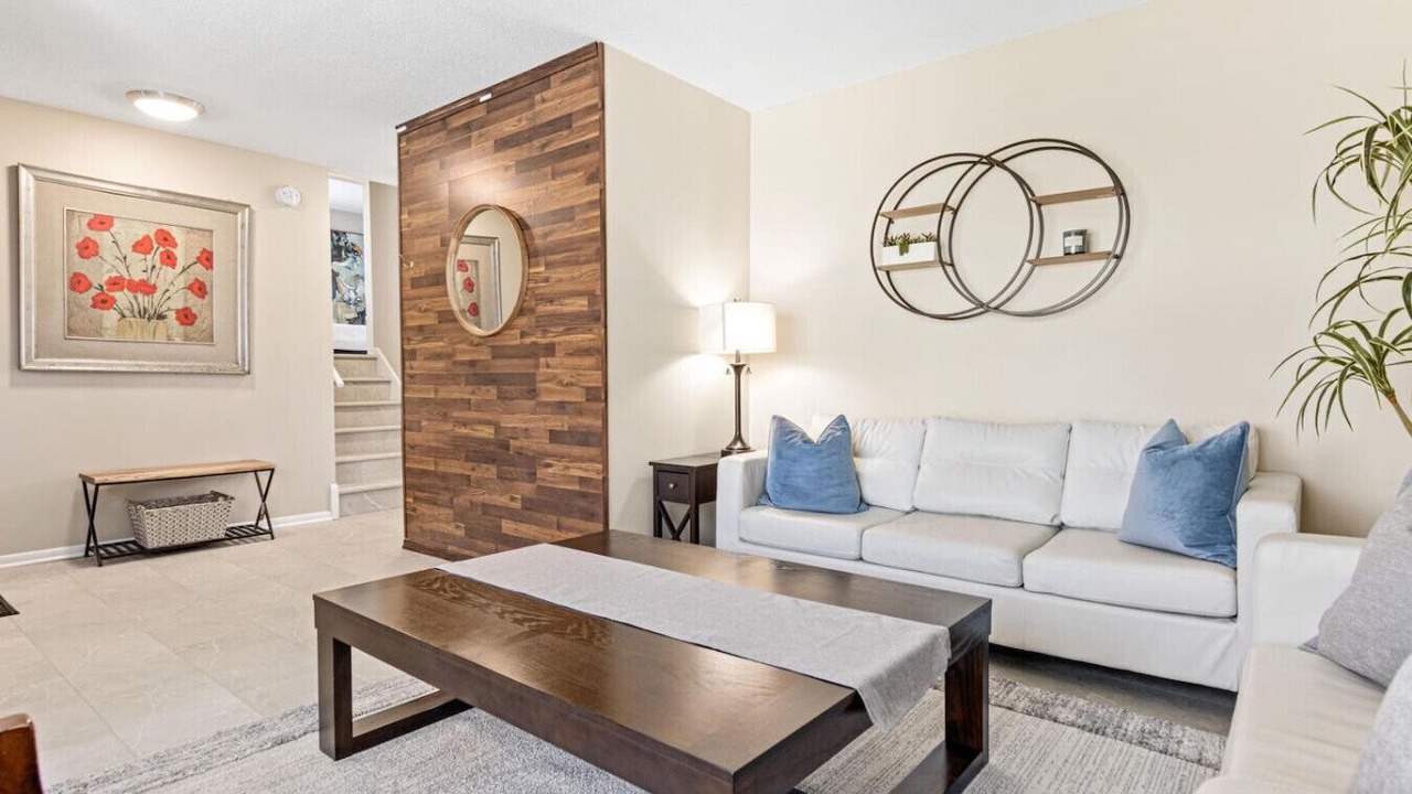 Photo of Livingroom in Cottage Grove