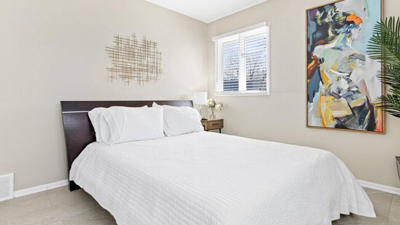 Photo of Bedroom in Cottage Grove