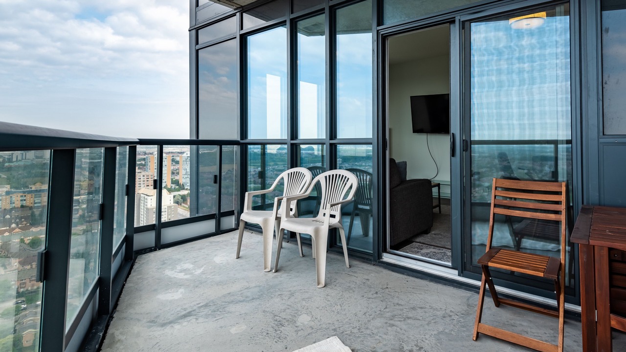 Photo of Patio Balcony in Hurontario