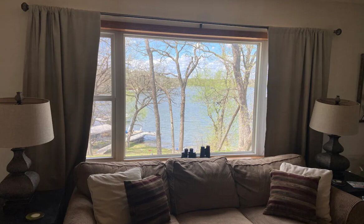 Photo of Livingroom in Big Lake