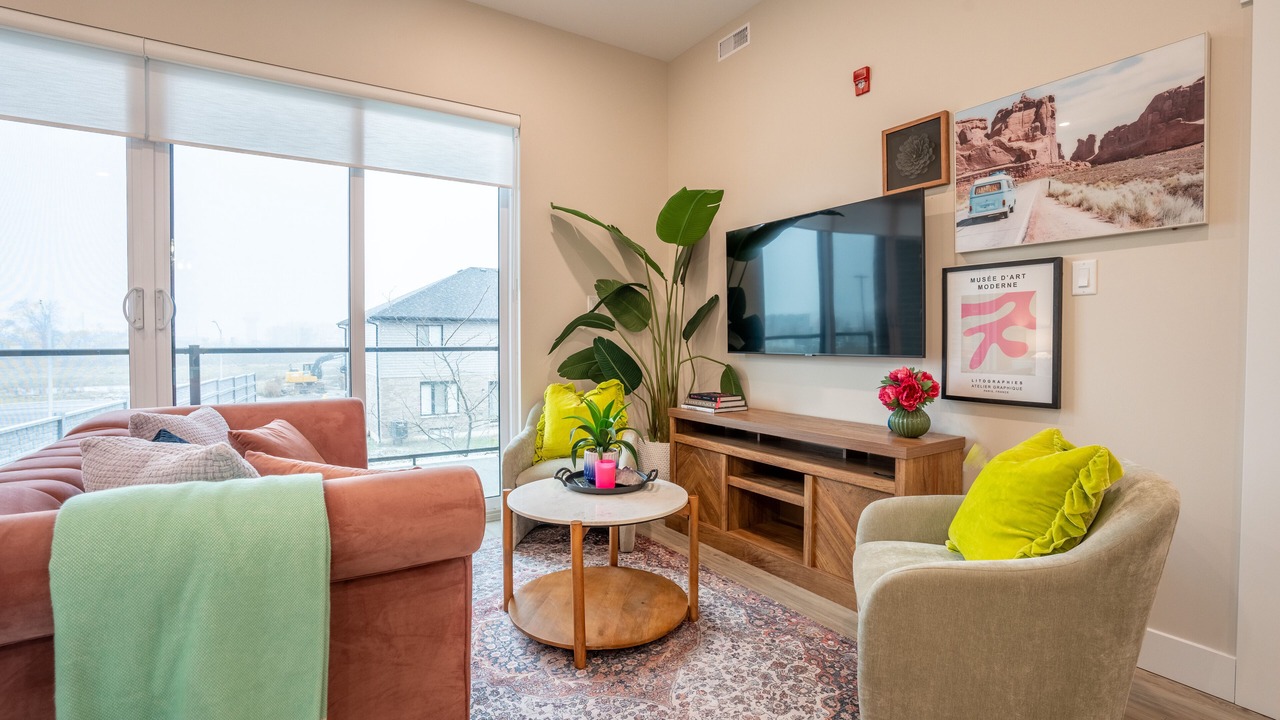 Photo of Livingroom in Chatham-Kent