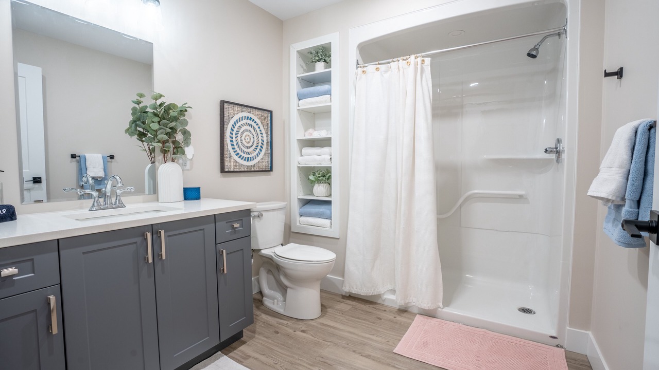 Photo of Bathroom in Chatham-Kent