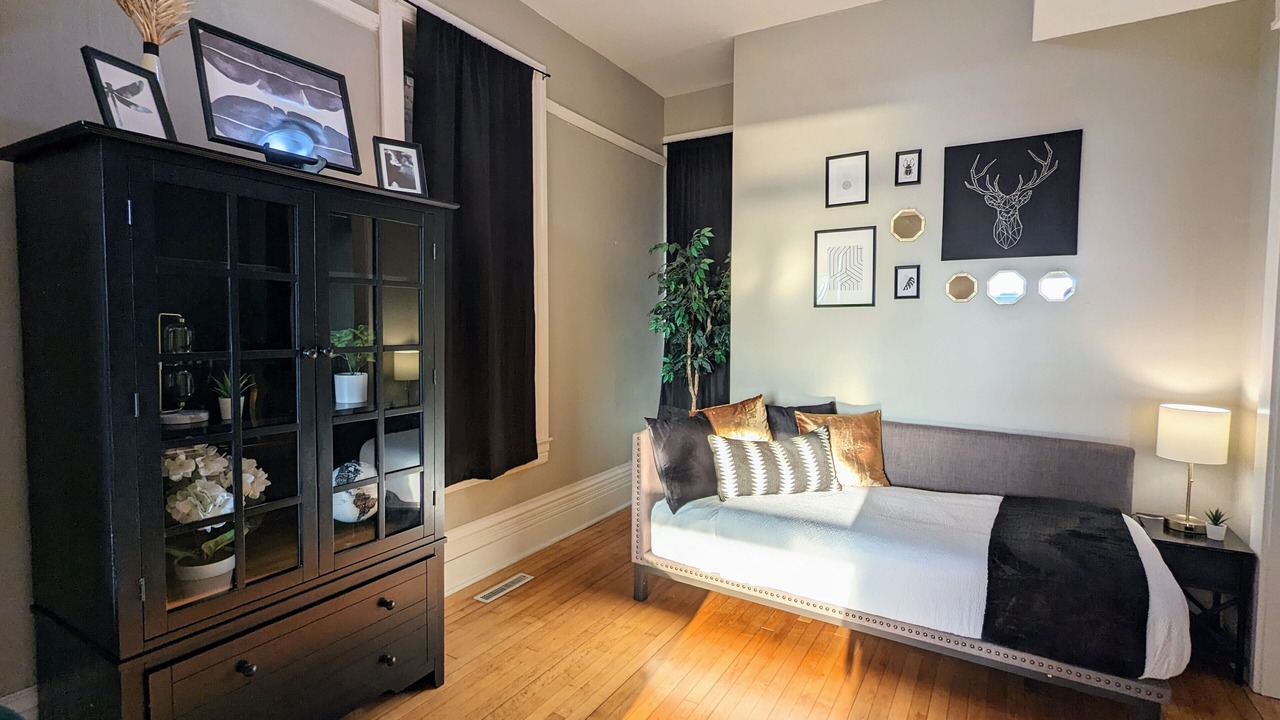 Photo of Bedroom in Downtown - Waterfront