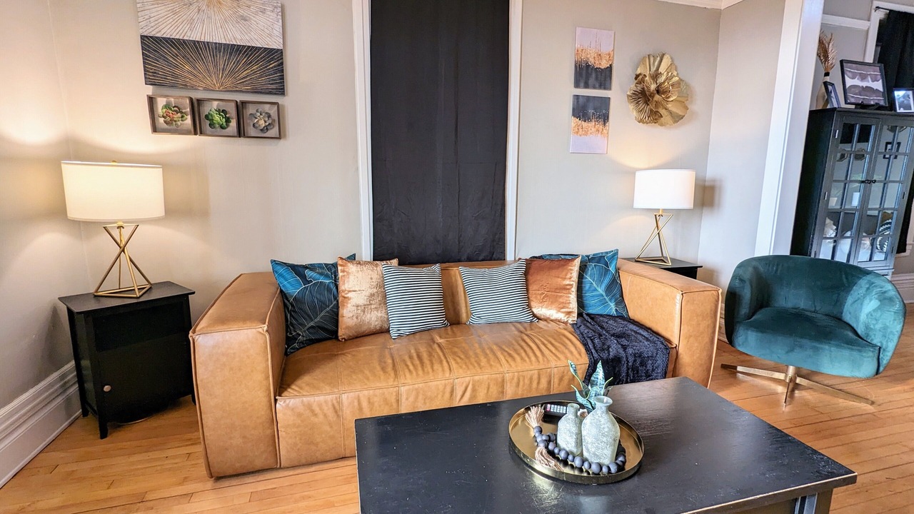 Photo of Livingroom in Downtown - Waterfront