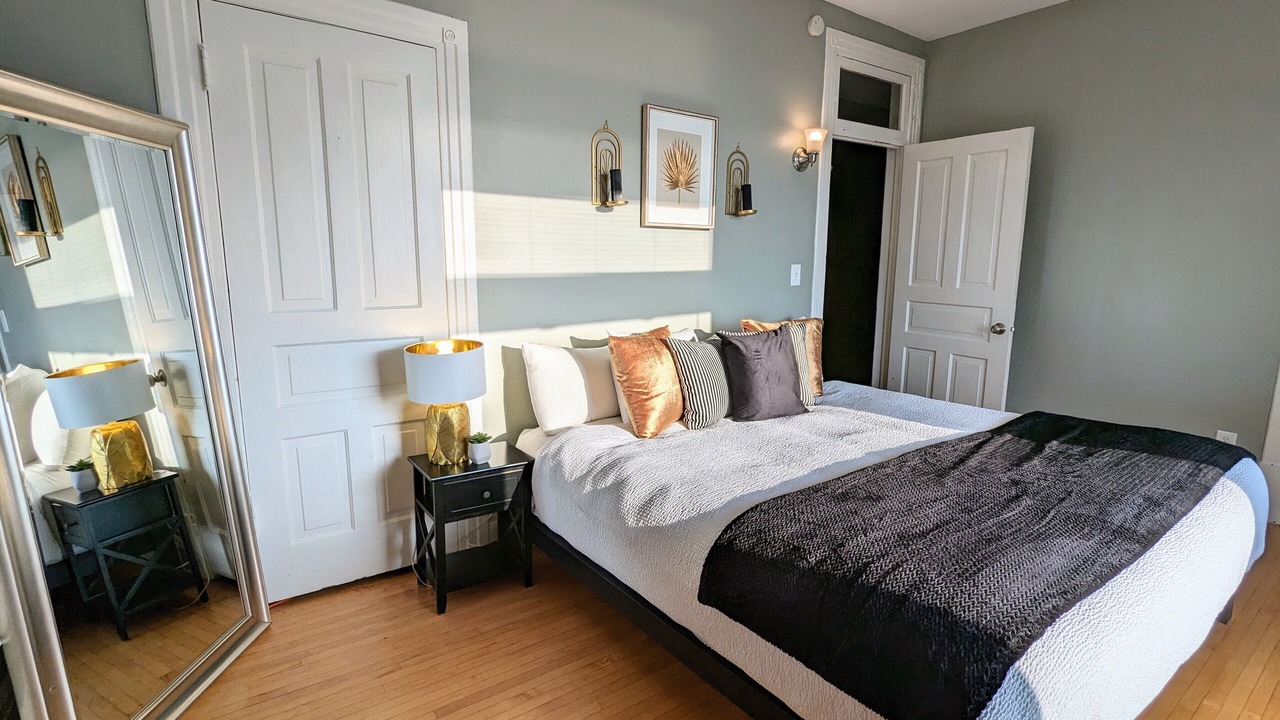 Photo of Bedroom in Downtown - Waterfront