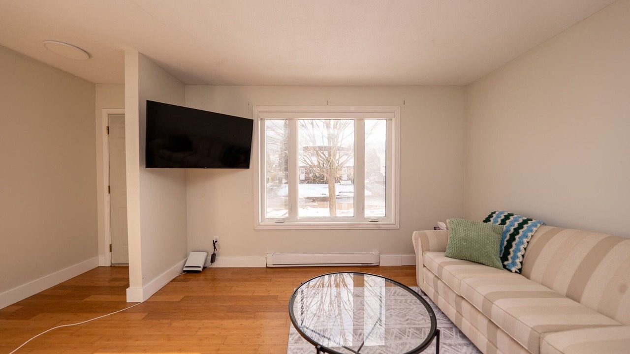 Photo of Livingroom in Algoma District