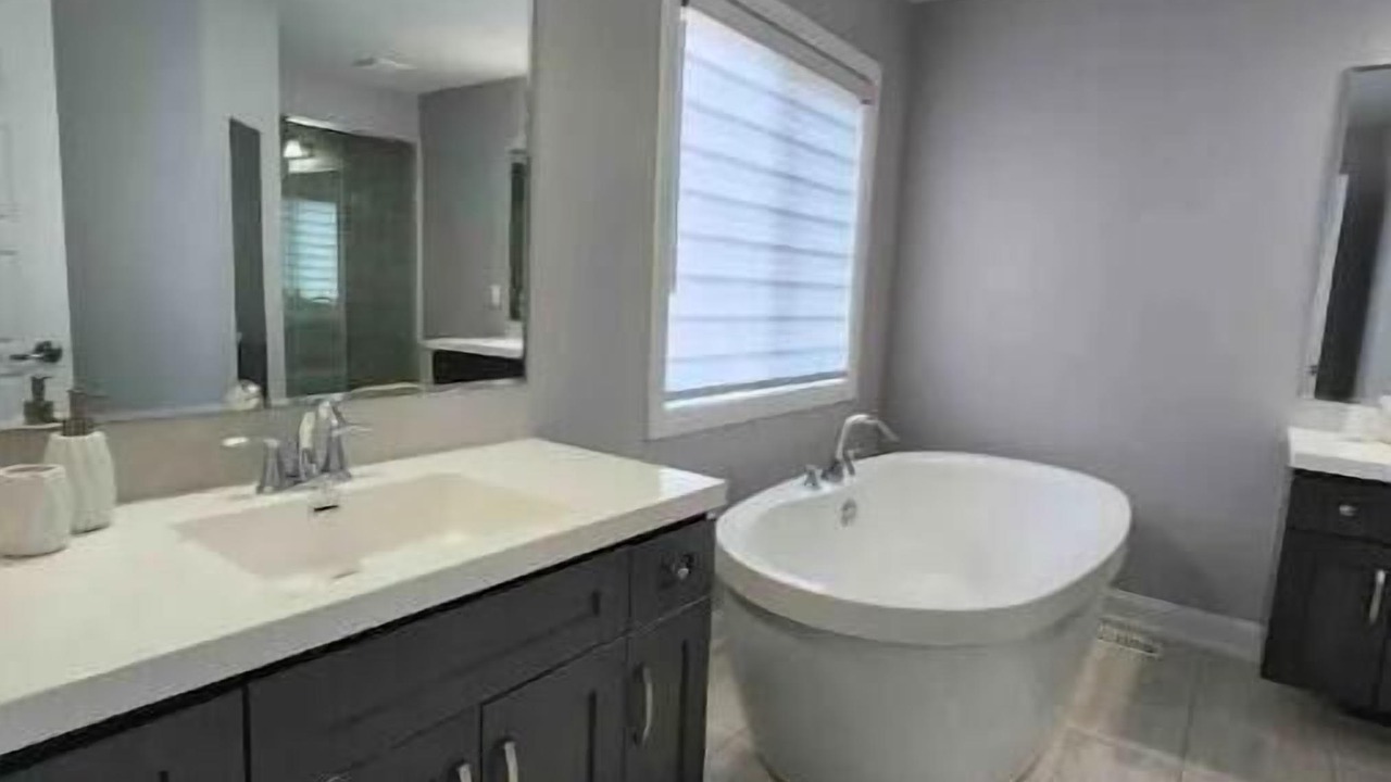 Photo of Bathroom in Oakville