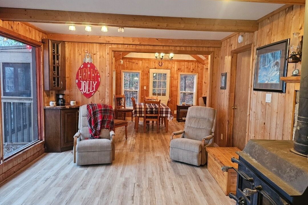 Photo of Livingroom in Tay Valley