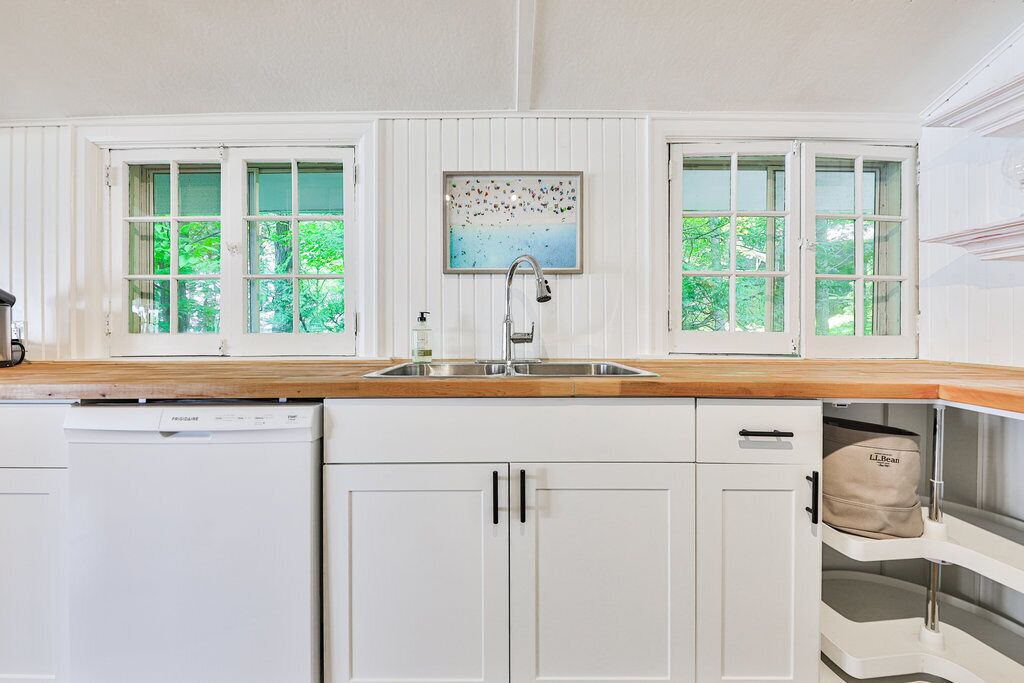 Photo of Kitchen in Scugog