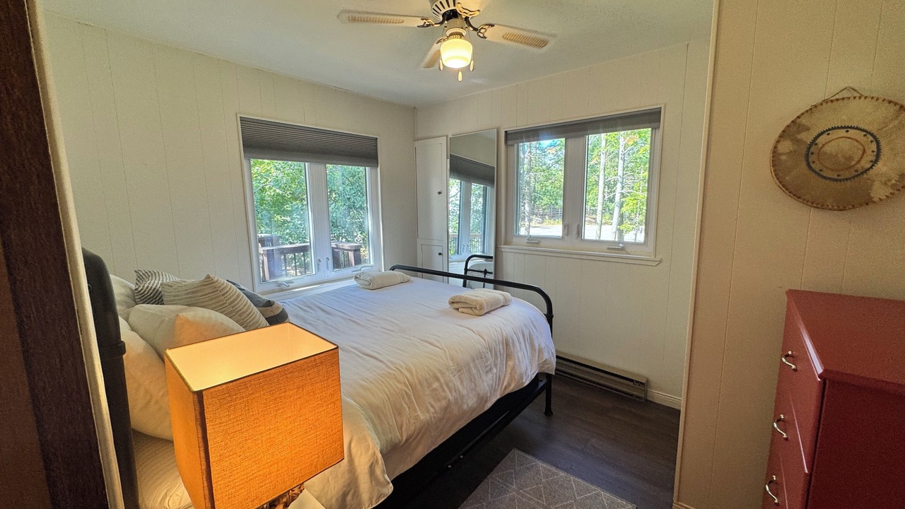 Photo of Bedroom in North Kawartha
