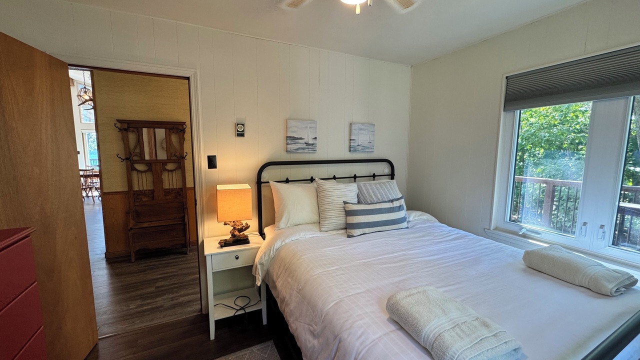 Photo of Bedroom in North Kawartha