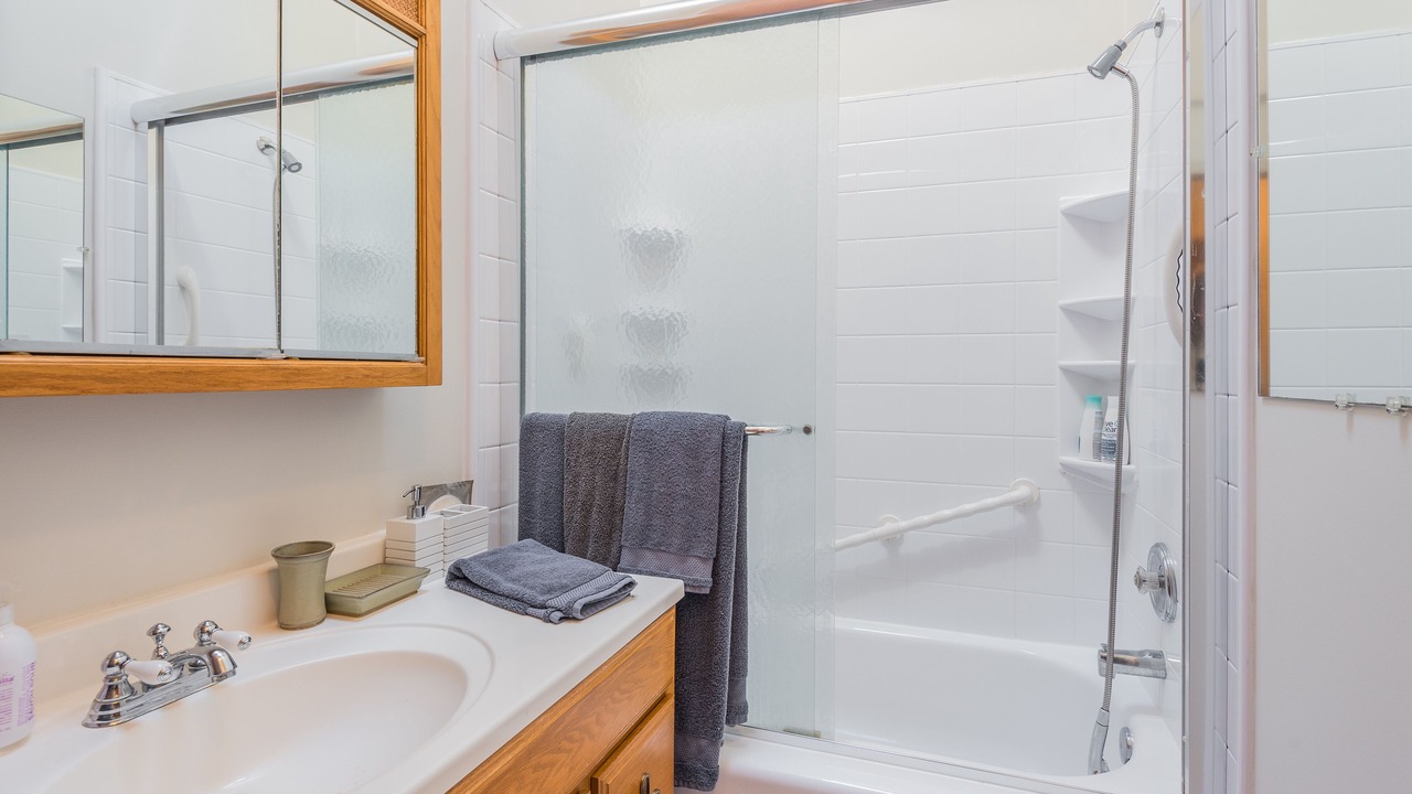 Photo of Bathroom in North Kawartha