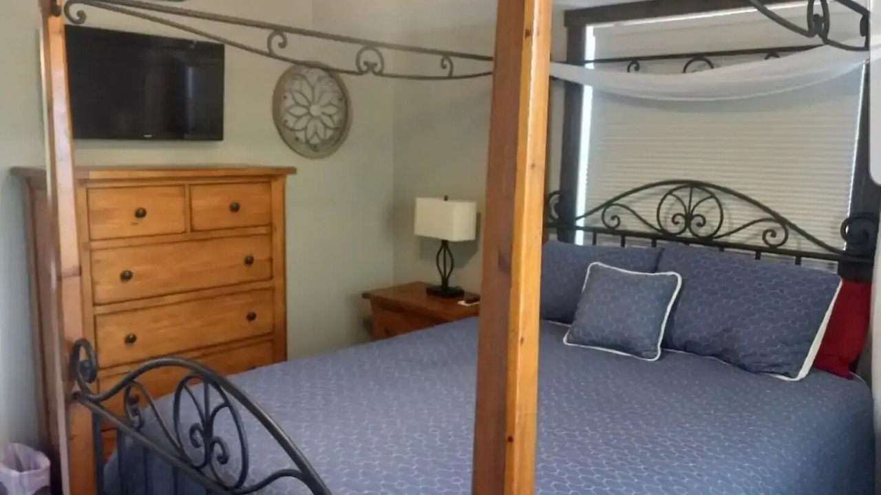 Photo of Bedroom in Brainerd