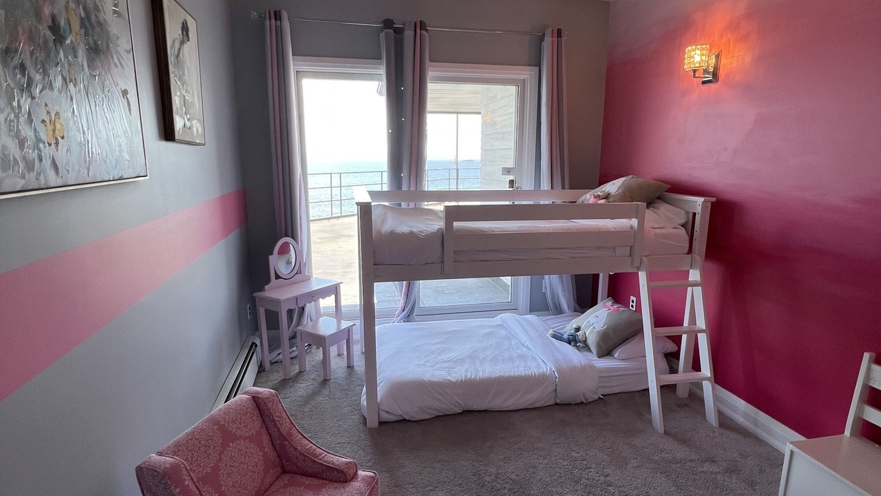 Photo of Bedroom in Shuniah