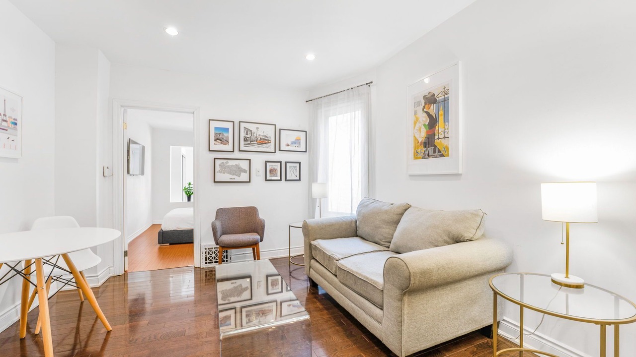 Photo of Livingroom in The Pocket