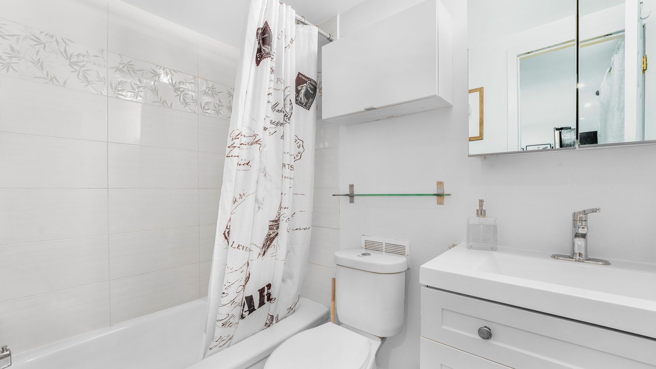Photo of Bathroom in The Pocket