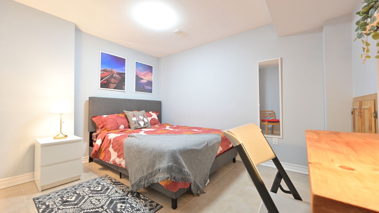 Photo of Bedroom in Pickering