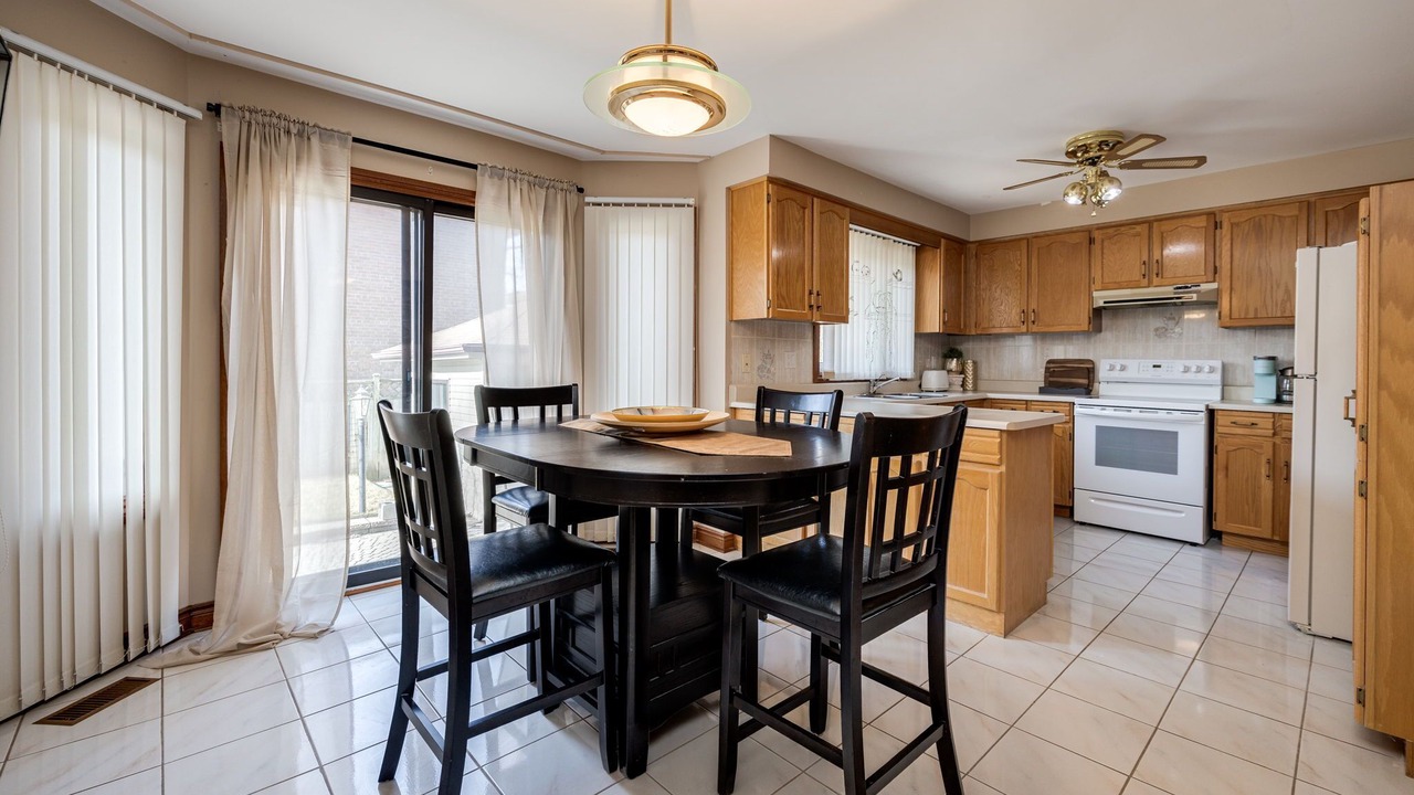 Photo of Kitchen in Lakeview