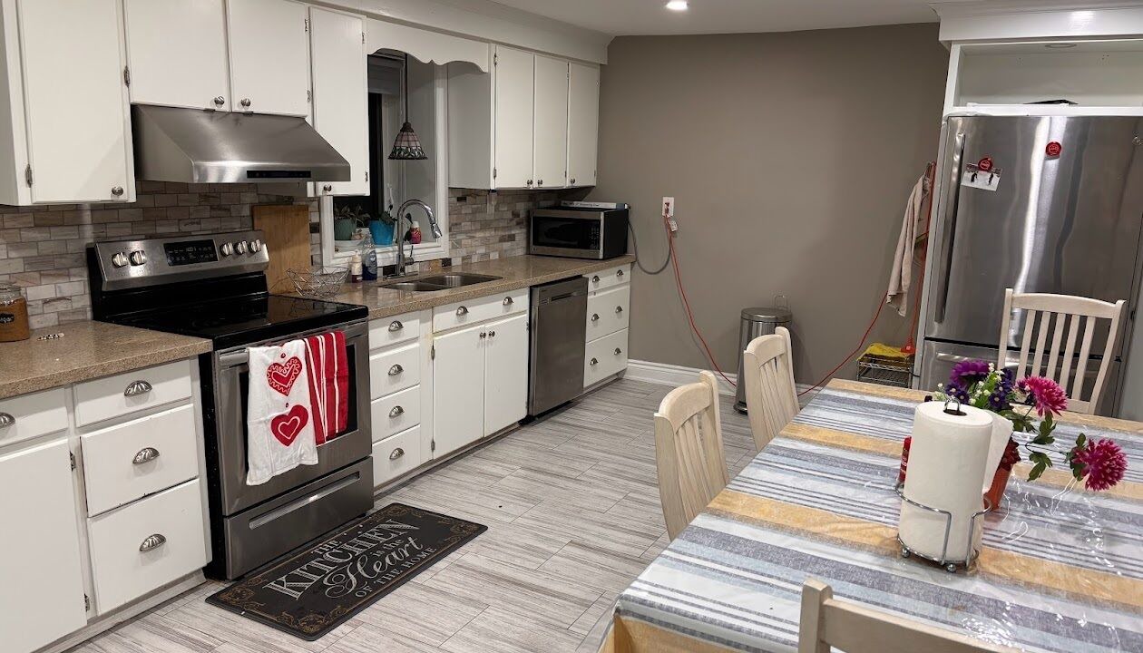 Photo of Kitchen in Mono