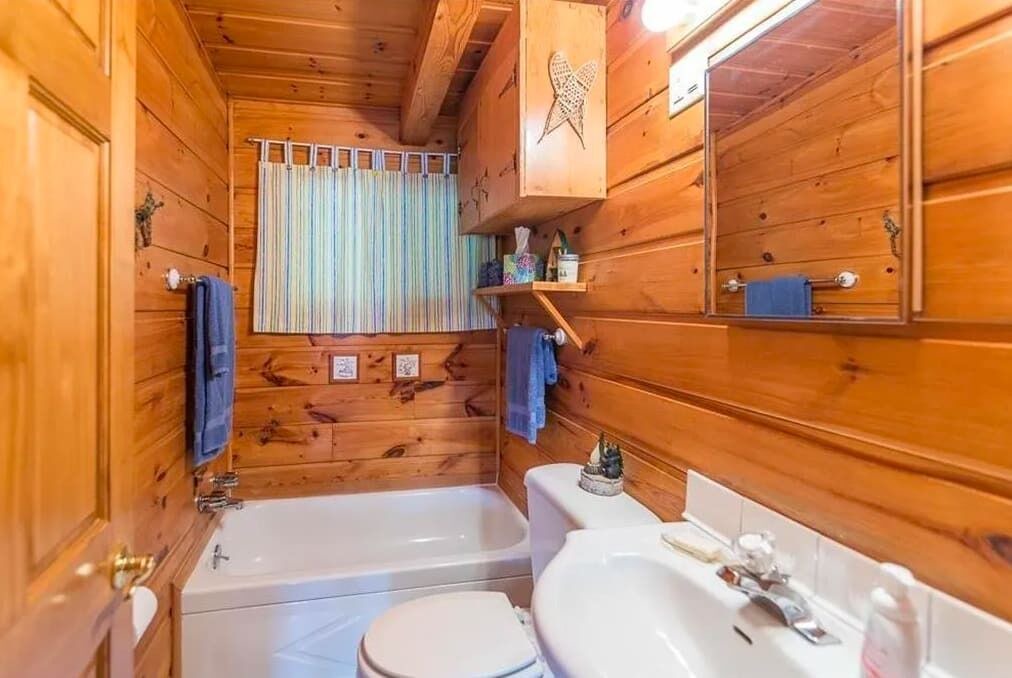 Photo of Bathroom in Cushing