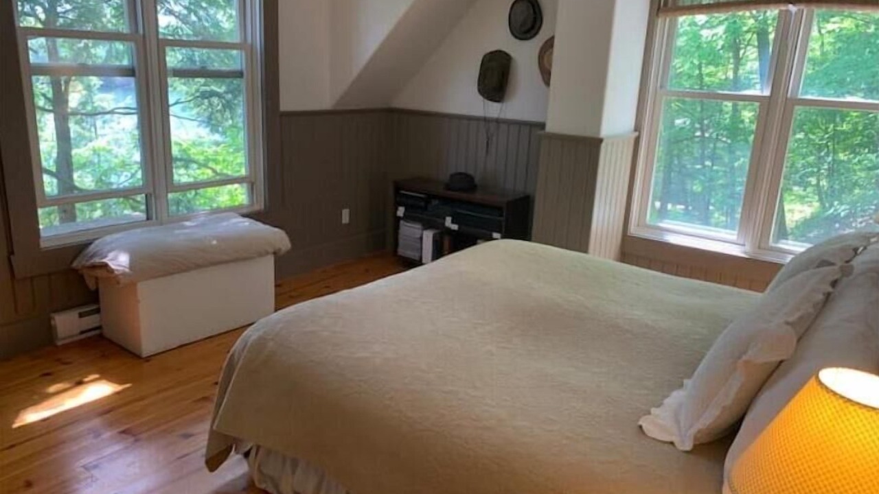 Photo of Bedroom in Frontenac