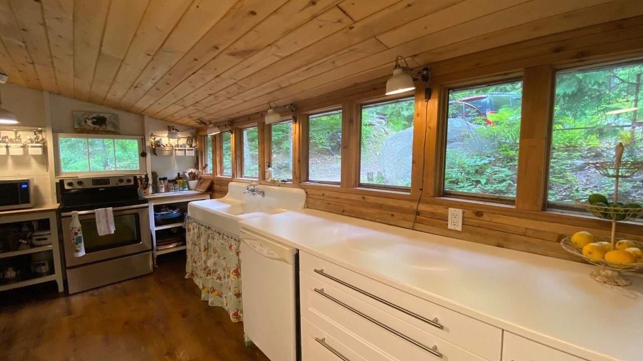 Photo of Kitchen in Hastings Highlands