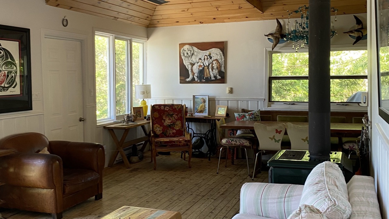 Photo of Livingroom in Hastings Highlands