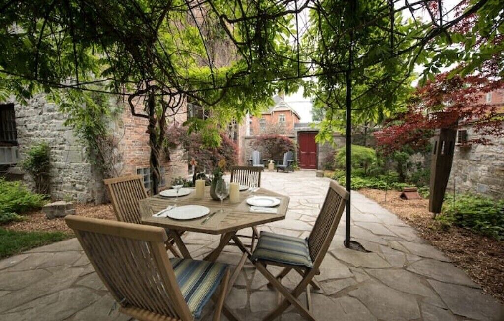 Photo of Outdoor in Kingston
