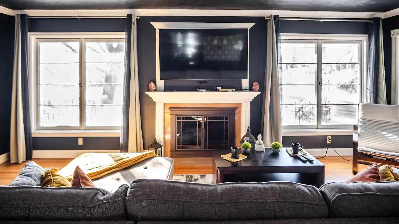 Photo of Livingroom in Maplewood