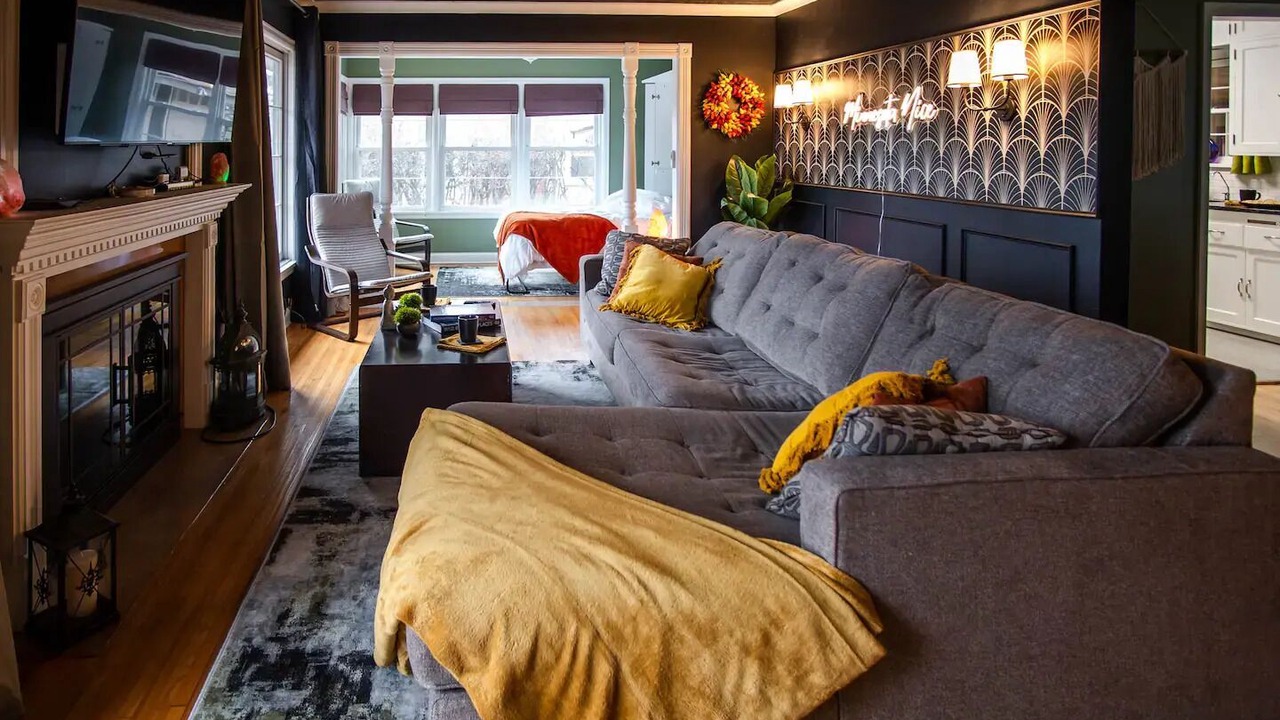 Photo of Livingroom in Maplewood
