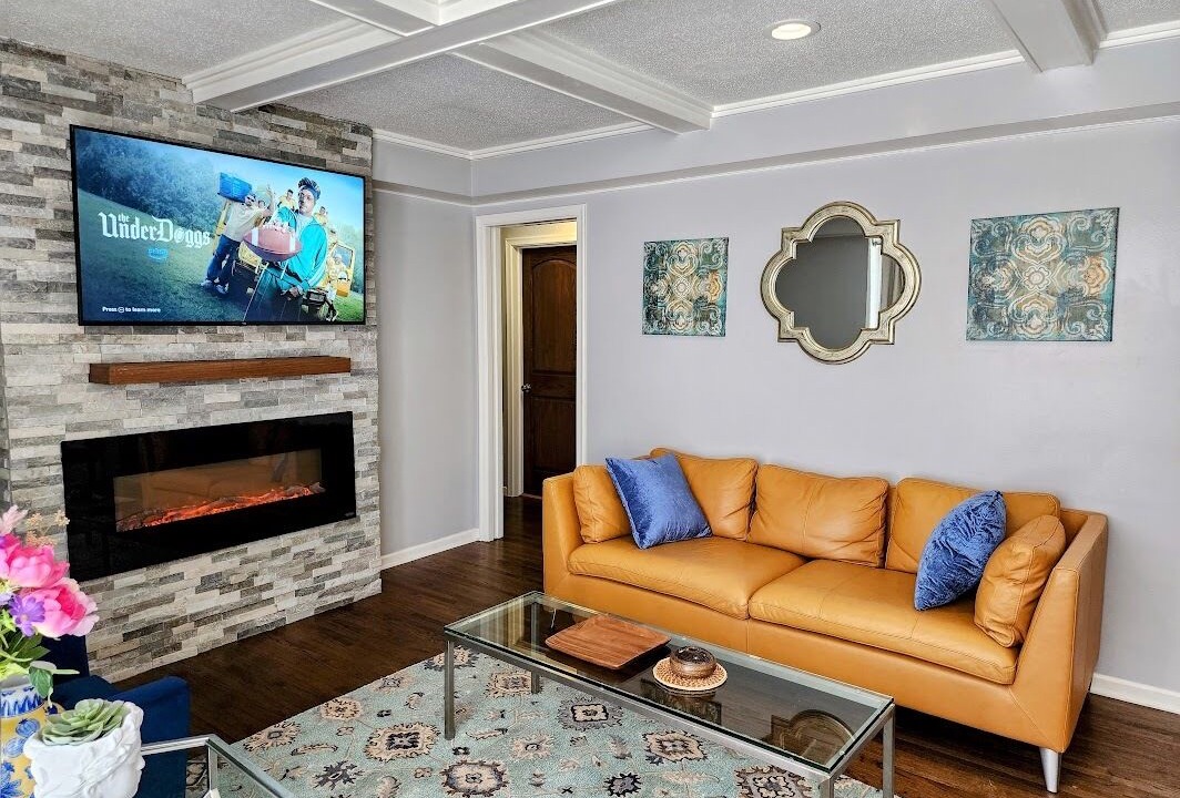 Photo of Livingroom in Brooklyn Center