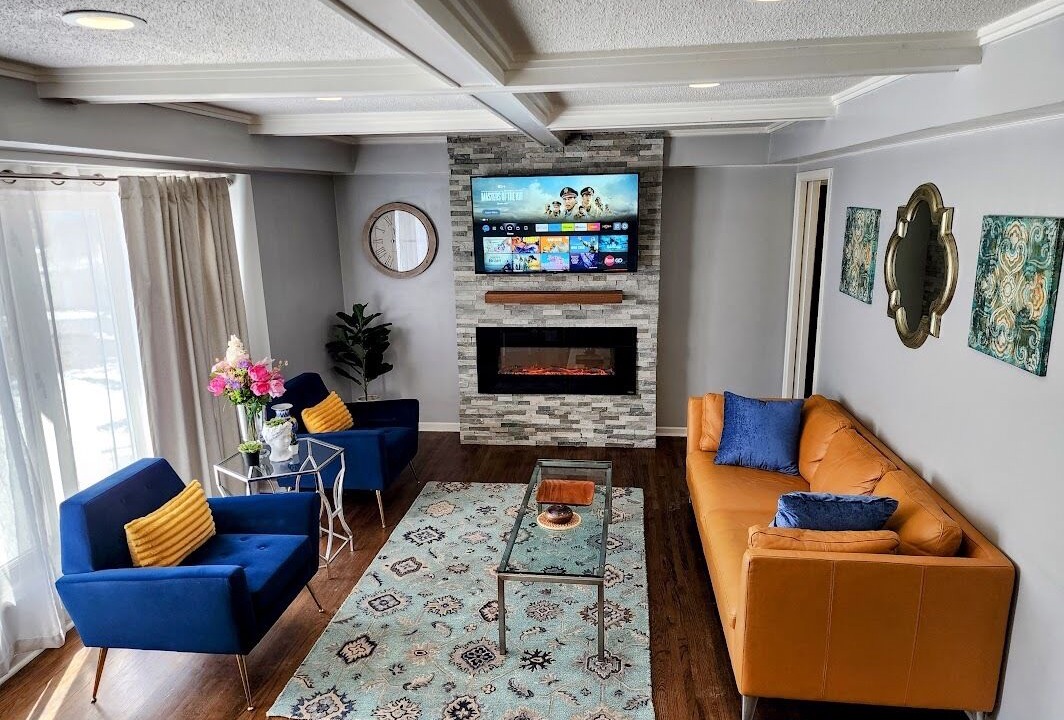 Photo of Livingroom in Brooklyn Center