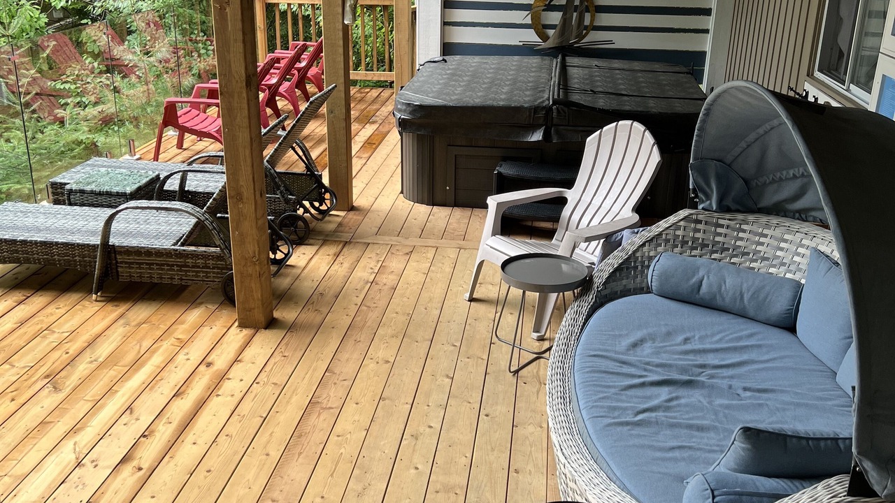 Photo of Patio Balcony in Gooderham