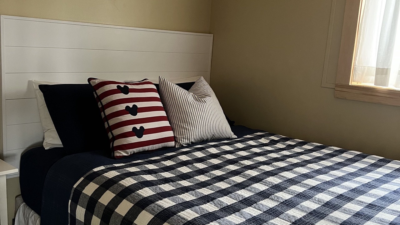 Photo of Bedroom in Gooderham