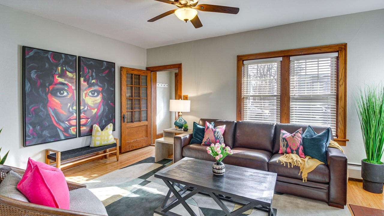 Photo of Livingroom in Detroit Lakes