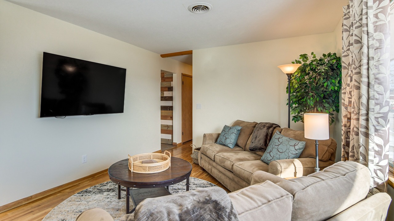 Photo of Bedroom in Glenwood