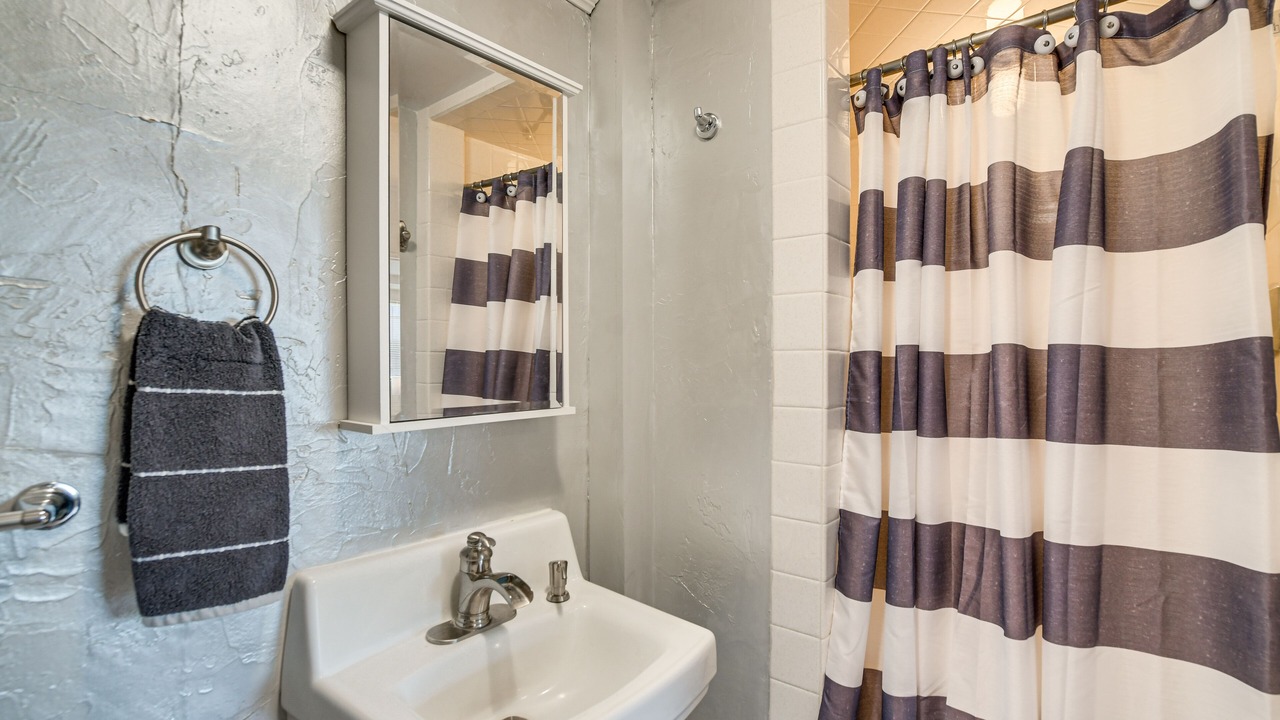 Photo of Bathroom in Glenwood