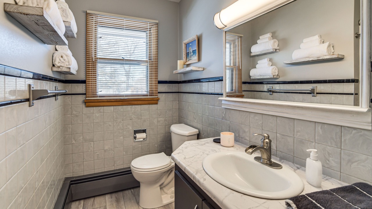 Photo of Bathroom in Glenwood
