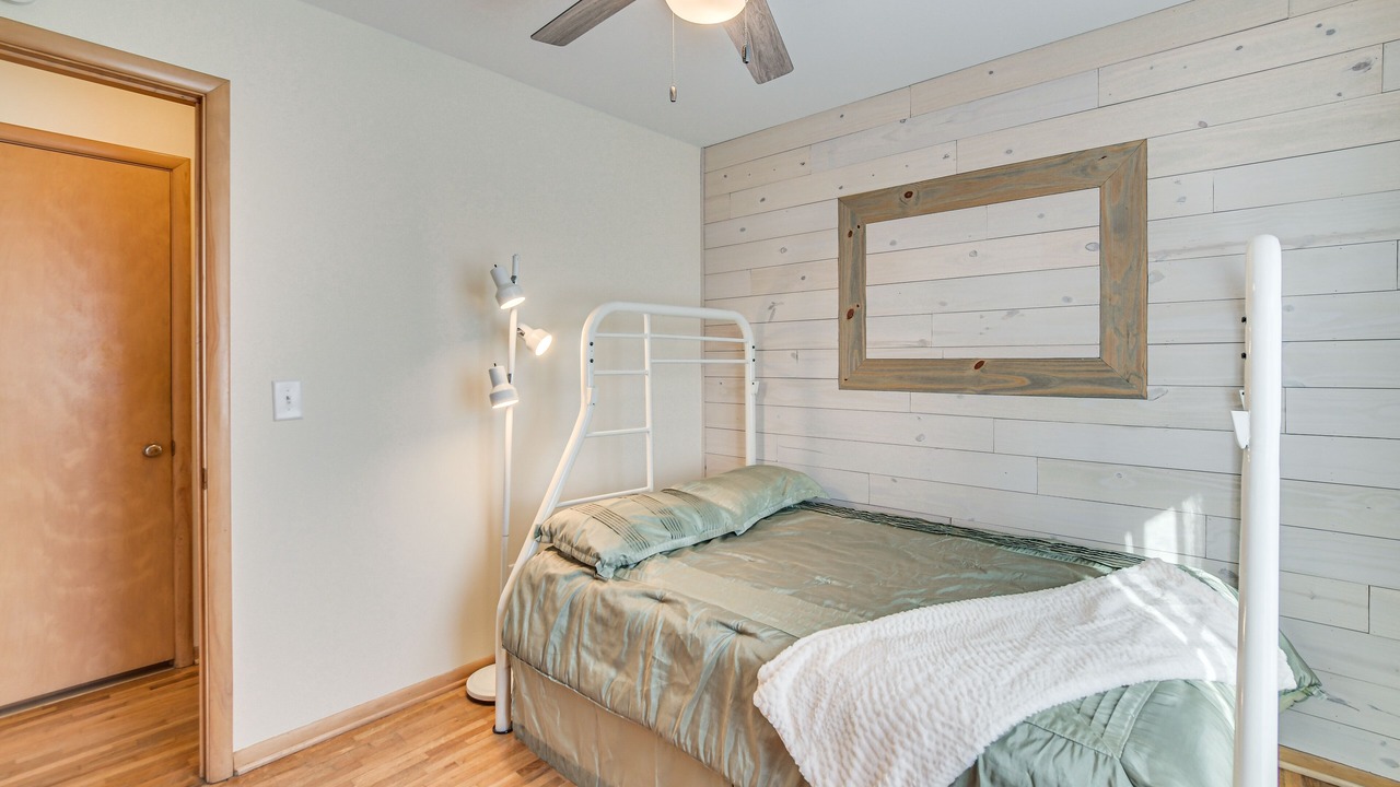 Photo of Bedroom in Glenwood