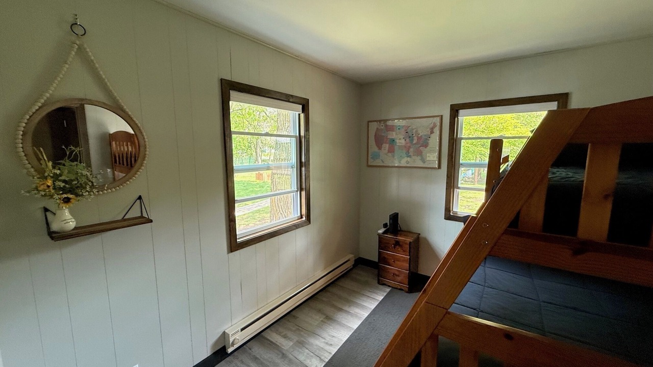 Photo of Bedroom in Clear Lake