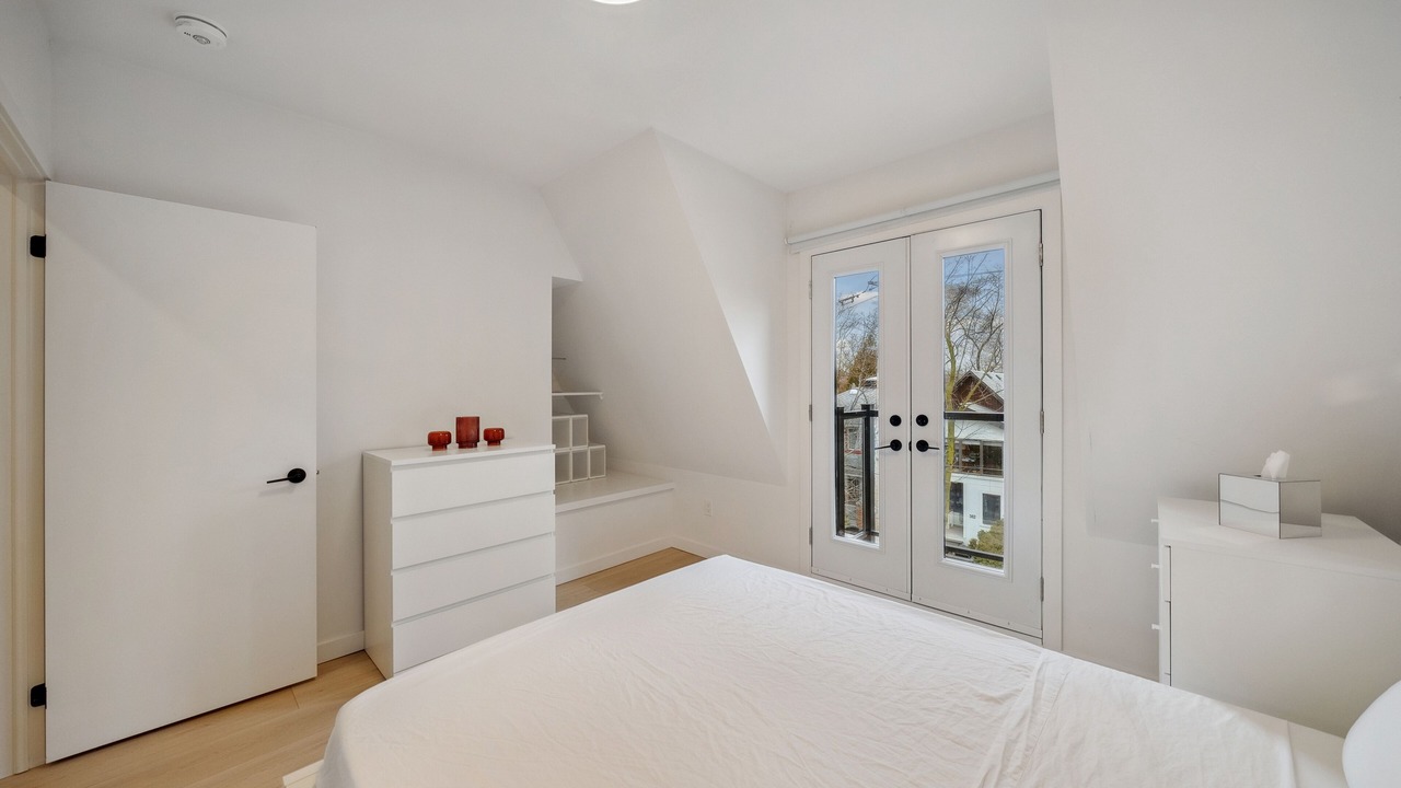 Photo of Bedroom in Midtown Toronto