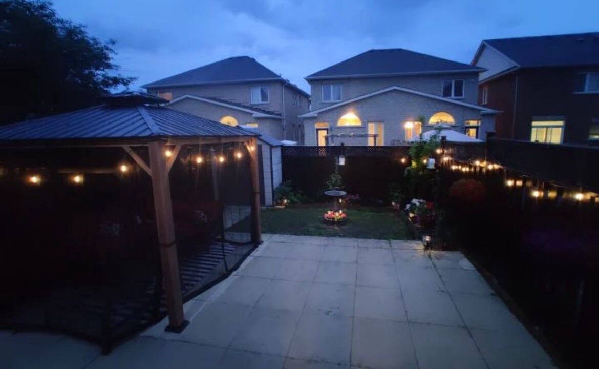 Photo of Patio Balcony in Churchill Meadows